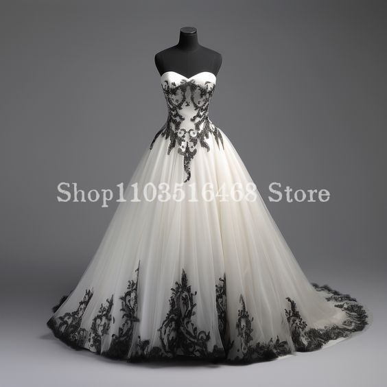 Embroidery Gothic - Gaun pernikahan bordir Gotik hitam putih