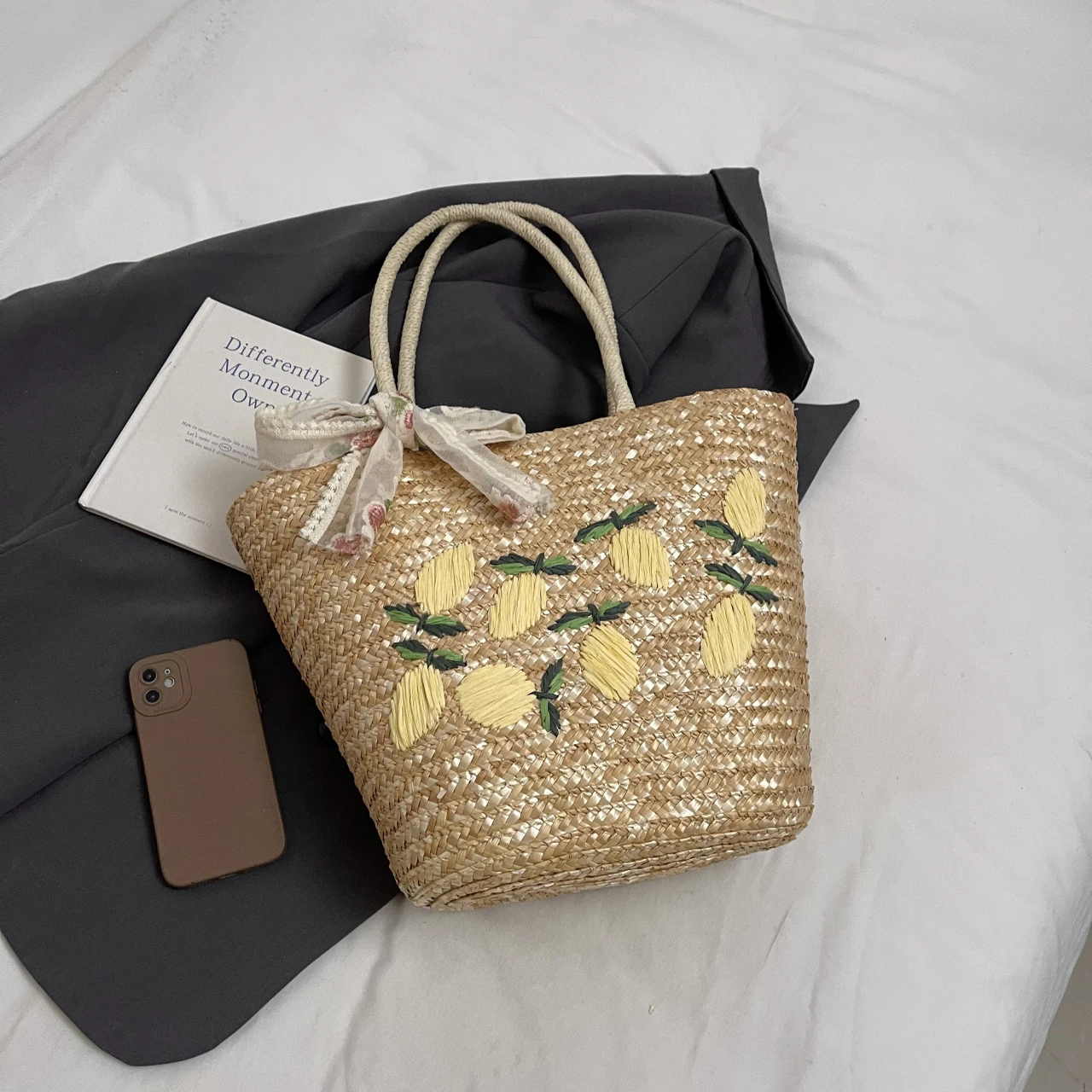 Tas bahu pantai kapasitas besa - Embroidery Kit Pouch ulasan dan harga