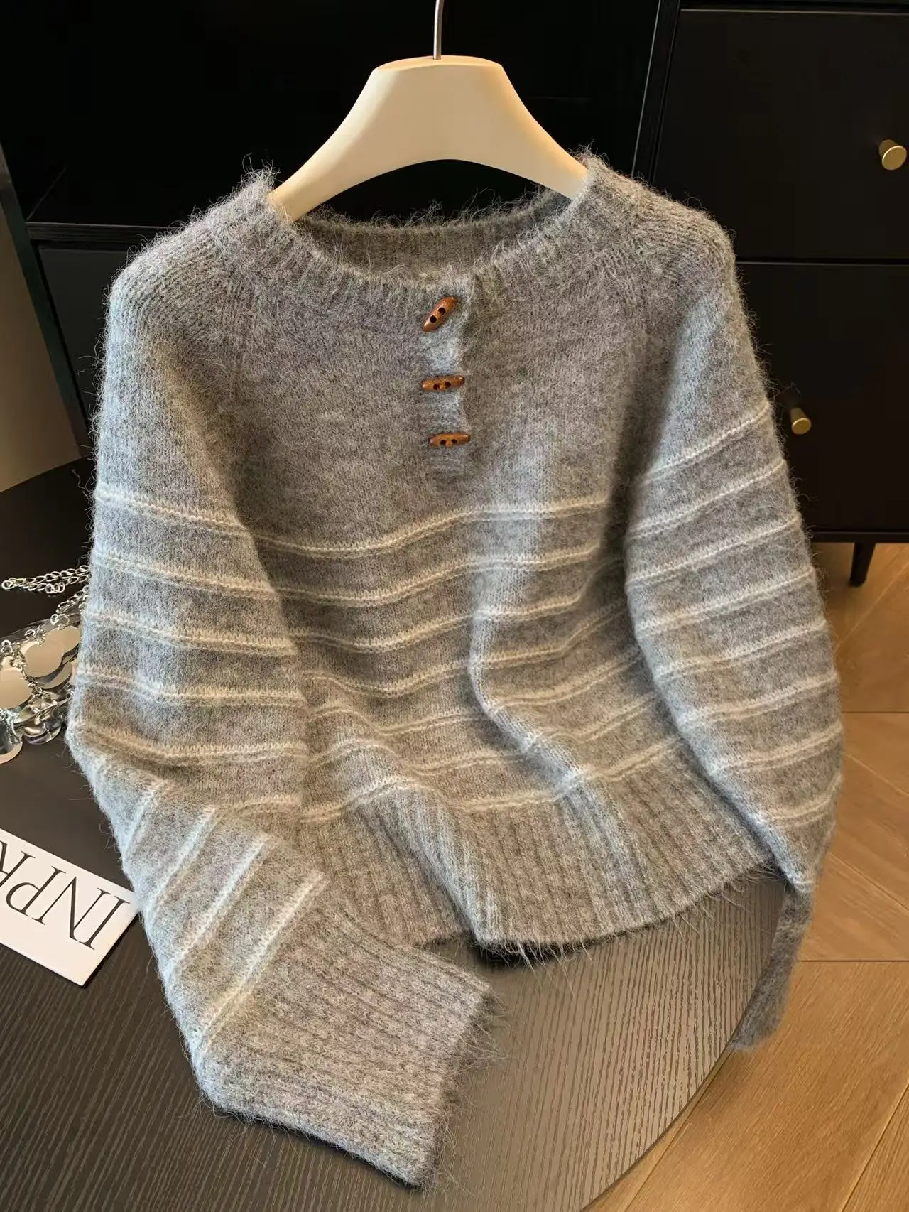 Sweater Wol Kasmir Bergaris Wa - Embroidery Shirt ulasan dan harga