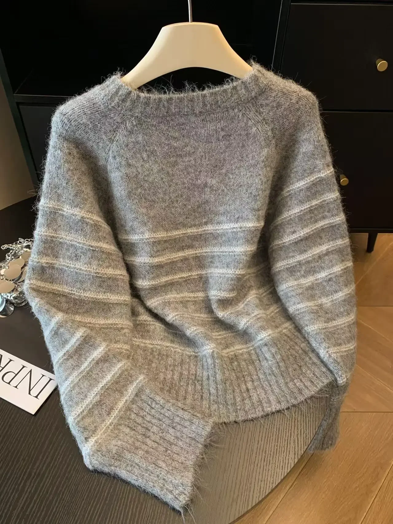 Sweater Wol Kasmir Bergaris Wa - Embroidery Shirt ulasan dan harga