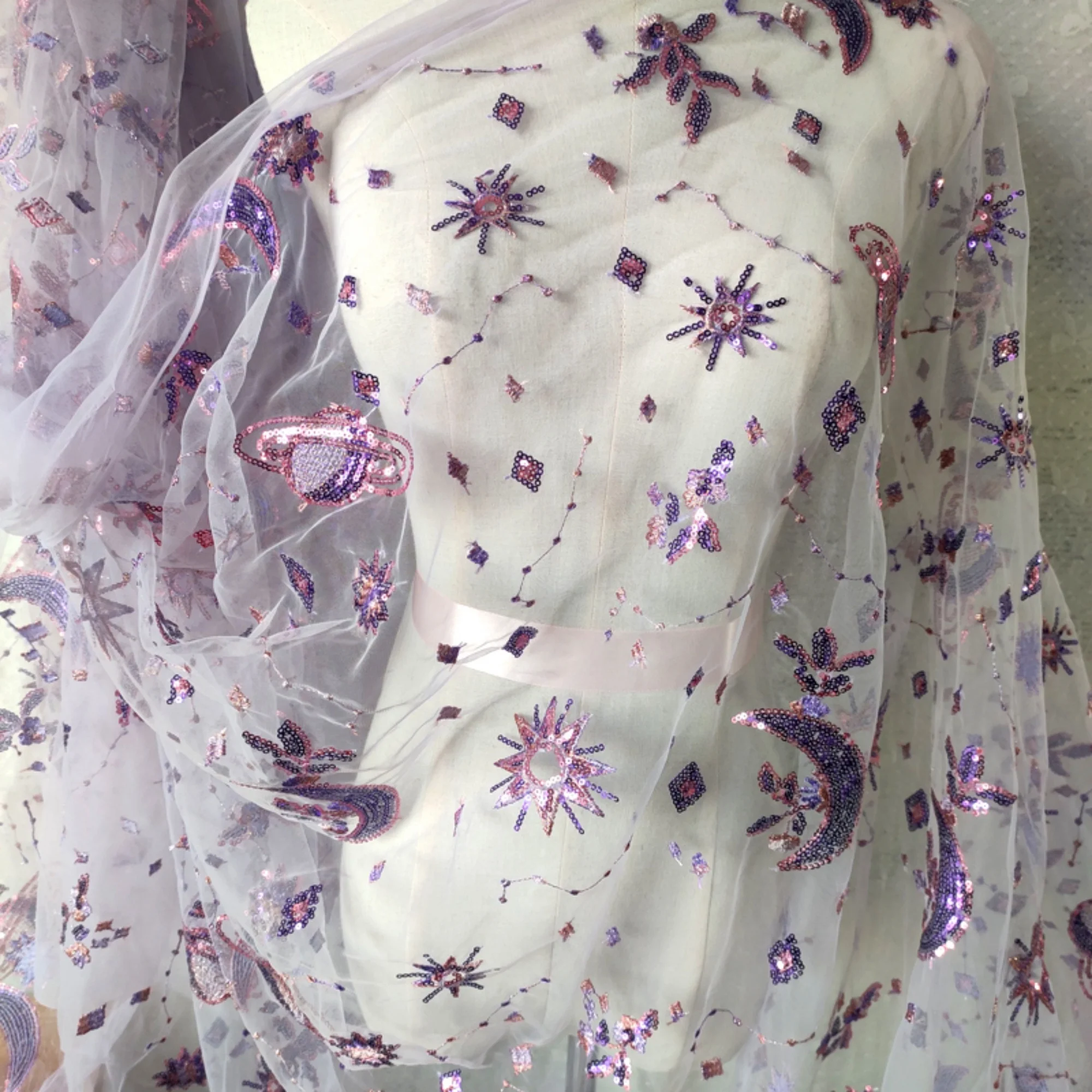 Kain renda ungu lebar 0,5 mete - Embroidery Net Fabric ulasan dan harga
