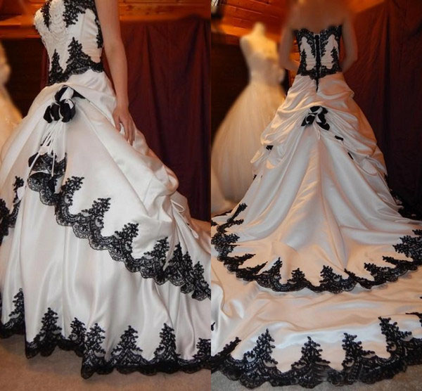 Gaun Pengantin Vintage Gothic  - Embroidery Gothic ulasan dan harga